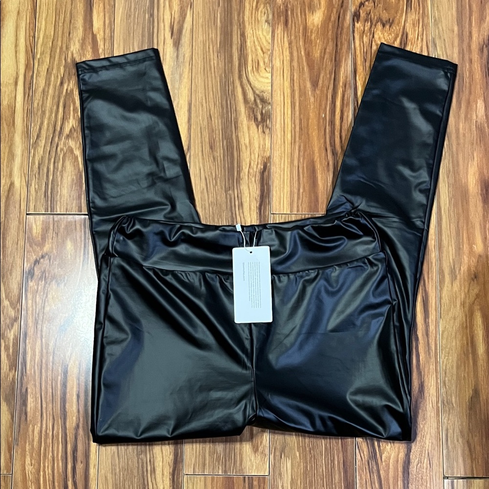 Bloomchic faux leather pants/leggins, size 12, NWT. - Picture 7 of 12